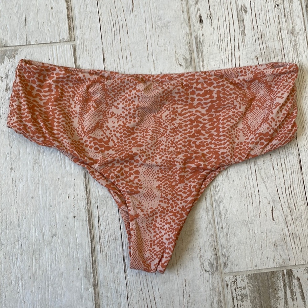 Acacia duke bikini bottoms garnet snake